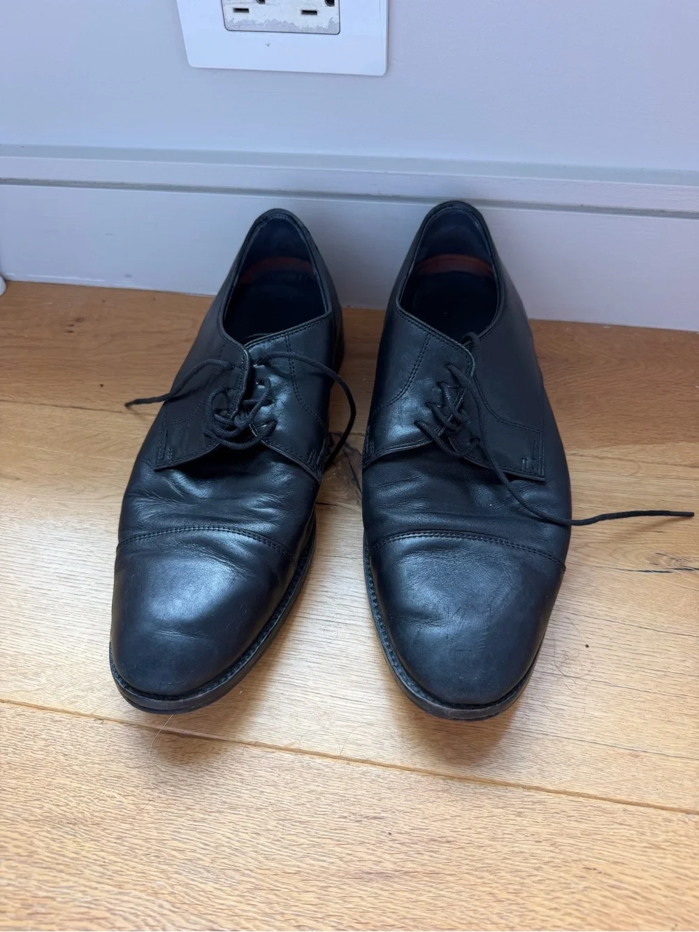 Cole Haan Black Leather Derby Dress Shoes